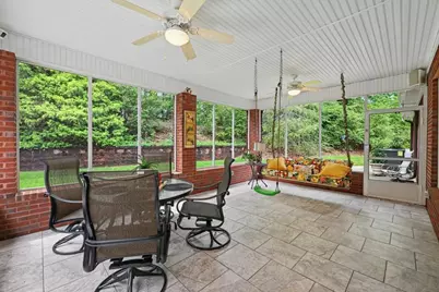 272 Glen Lake Drive, Hoschton, GA 30548 - Photo 5