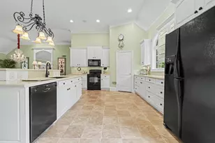 272 Glen Lake Dr, Hoschton, GA 30548 - Photo 13