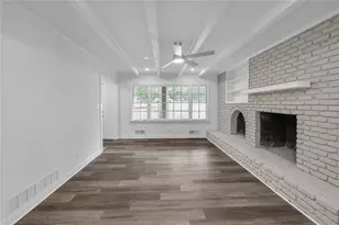 2541 Poplar St, Snellville, GA 30078 - Photo 15