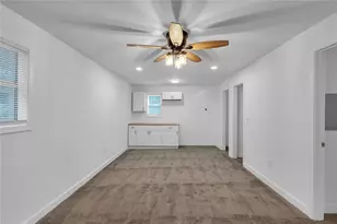 2541 Poplar St, Snellville, GA 30078 - Photo 29