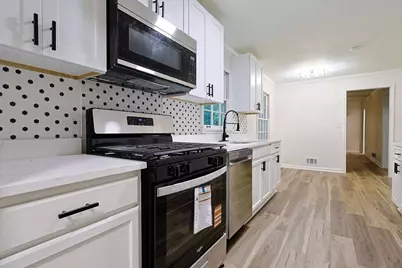 2016 Gibralter Way, Conyers, GA 30012 - Photo 5