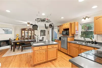 698 Rollingwood Drive, Stone Mountain, GA 30087 - Photo 13