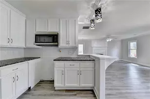 2725 Milton Bryan Dr, Loganville, GA 30052 - Photo 19