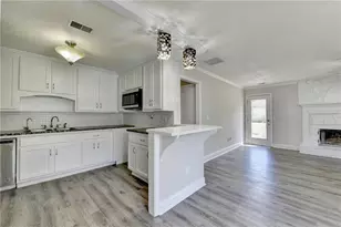 2725 Milton Bryan Dr, Loganville, GA 30052 - Photo 15