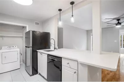 515 Summit North Drive NE, Atlanta, GA 30324 - Photo 3