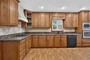 4370 Laurian Dr, Kennesaw, GA 30144 - Photo 11