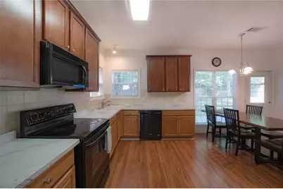 1098 Whisperwood Lane, Lawrenceville, GA 30043 - Photo 7
