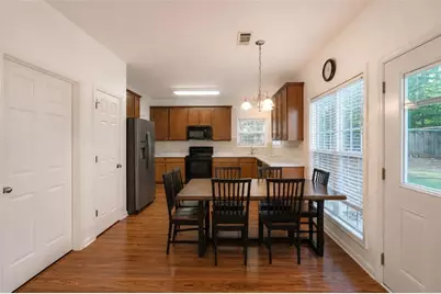1098 Whisperwood Lane, Lawrenceville, GA 30043 - Photo 9