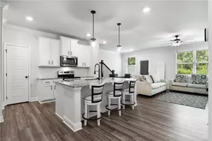 4635 Cypress Pk Dr, Gainesville, GA 30504 - Photo 3