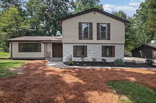 6883 Creekmoor Ln, Riverdale, GA 30296 - Photo 1