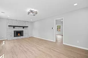 6883 Creekmoor Ln, Riverdale, GA 30296 - Photo 21