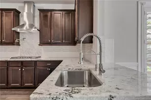 142 Madison St, Canton, GA 30115 - Photo 21