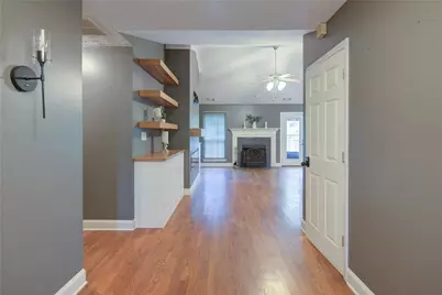 4267 Rivuere Pt, Gainesville, GA 30507 - Photo 13