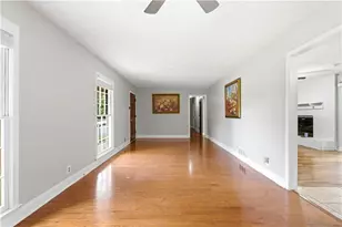 2681 Kings Circle, Lawrenceville, GA 30044 - Photo 17
