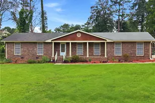 2681 Kings Circle, Lawrenceville, GA 30044 - Photo 5
