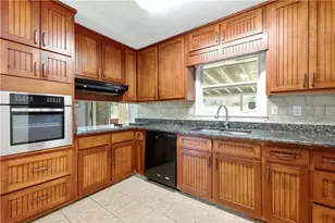 2681 Kings Circle, Lawrenceville, GA 30044 - Photo 21