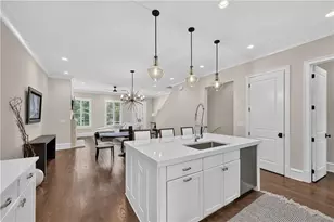 308 Stonemont Dr, Atlanta, GA 30305 - Photo 5