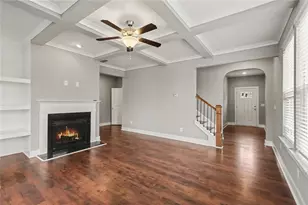 7666 Squire Ct, Fairburn, GA 30213 - Photo 3