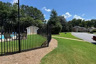 105 Celia Ct, Alpharetta, GA 30022 - Photo 21