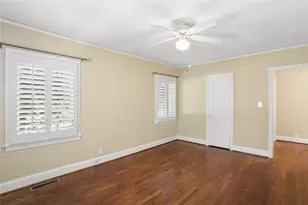 266 Midvale Dr NE, Atlanta, GA 30342 - Photo 15