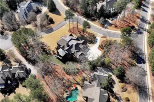 902 Little Darby Ln, Suwanee, GA 30024 - Photo 13