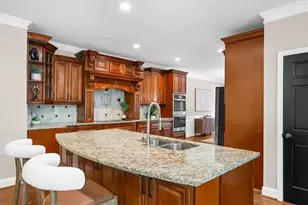 2995 Georgian Manor Dr, Johns Creek, GA 30022 - Photo 5