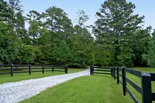 15895 Henderson Rd, Milton, GA 30004 - Photo 11