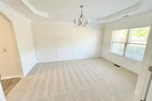 1086 Blind Brook Cir, Hoschton, GA 30548 - Photo 3