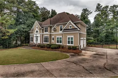 807 Reagan Drive NW, Conyers, GA 30012 - Photo 3