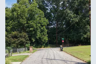 1929 Grove Avenue, East Point, GA 30344 - Photo 5