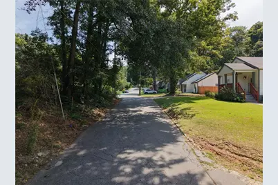 1929 Grove Avenue, East Point, GA 30344 - Photo 3