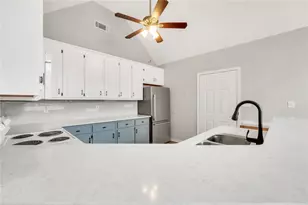 1130 Larkspur Dr, Locust Grove, GA 30248 - Photo 11