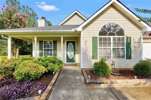 1130 Larkspur Dr, Locust Grove, GA 30248 - Photo 1