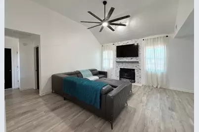 106 Elk Grove Drive, Auburn, GA 30011 - Photo 3
