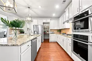 412 Hathaway Ave, Woodstock, GA 30188 - Photo 9