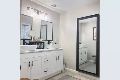 588 Freemans Walk, Stone Mountain, GA 30083 - Photo 19