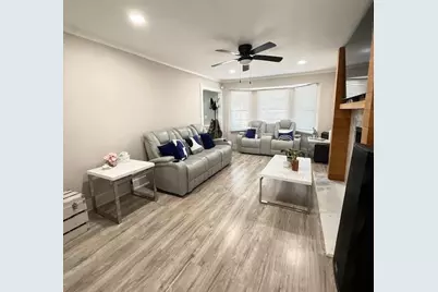 588 Freemans Walk, Stone Mountain, GA 30083 - Photo 11