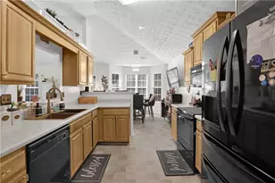 869 Martin Forest Ct, Lawrenceville, GA 30045 - Photo 15