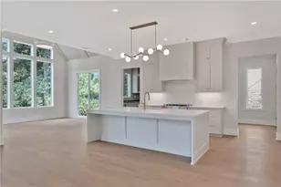 3465 Hildon Cir, Atlanta, GA 30341 - Photo 11