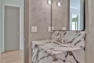 3465 Hildon Cir, Atlanta, GA 30341 - Photo 13