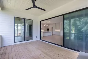 3465 Hildon Cir, Atlanta, GA 30341 - Photo 9
