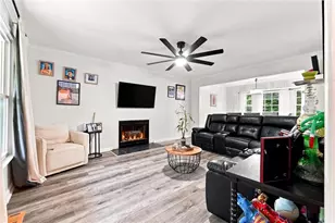 921 Appian Way, Lawrenceville, GA 30046 - Photo 5