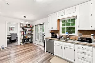 921 Appian Way, Lawrenceville, GA 30046 - Photo 11