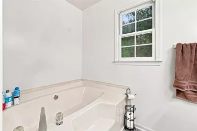 921 Appian Way, Lawrenceville, GA 30046 - Photo 15
