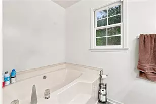 921 Appian Way, Lawrenceville, GA 30046 - Photo 15