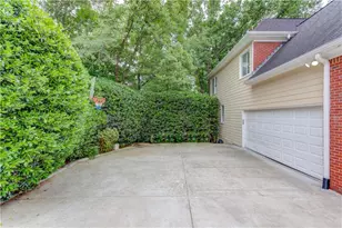 1920 Woods River Ln, Duluth, GA 30097 - Photo 3