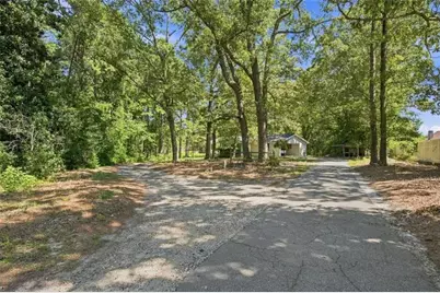 556 Auburn Road, Auburn, GA 30011 - Photo 3
