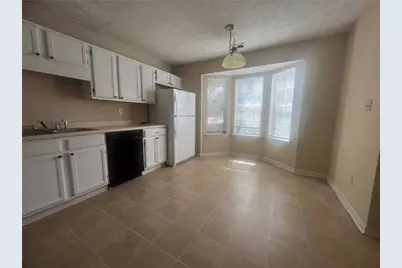 1033 Plantation Way NW, Kennesaw, GA 30144 - Photo 5