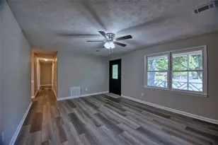 402 Trotters Ridge, Lawrenceville, GA 30043 - Photo 5