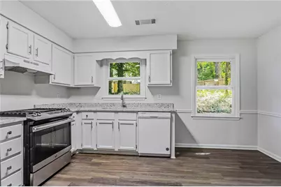 485 Barrington Loop, Roswell, GA 30076 - Photo 9